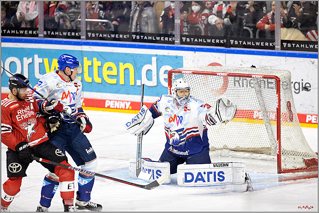 PENNY DEL - Viertelfinale;  Koelner Haie - Adler Mannheim; Koeln, 17.03.2023